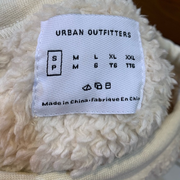 Urban Outfitters pullover teddy tribal sweater S - Picture 6 of 6